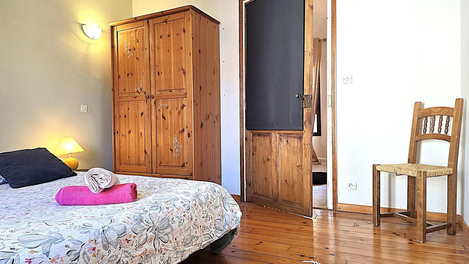 Charmante Maison Idealement Situee - Eurythmie - 6 Personnes - Jardin Terrasse Prives - Parking Gratuit - 5 Min A Pied Centre Ville וילה מונטובן